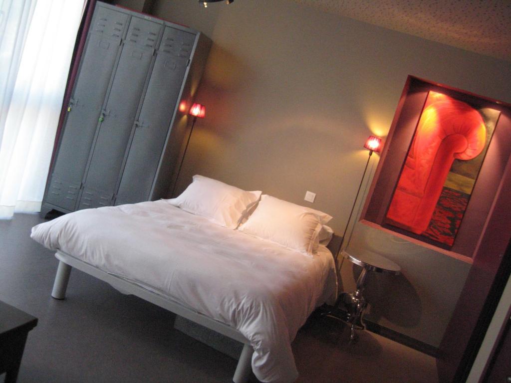 7Art Hotel Cannes Room photo